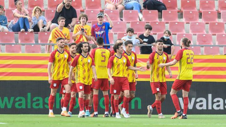 [VÍDEO] Catalunya goleja Jamaica (6-0) en un ambient força desangelat